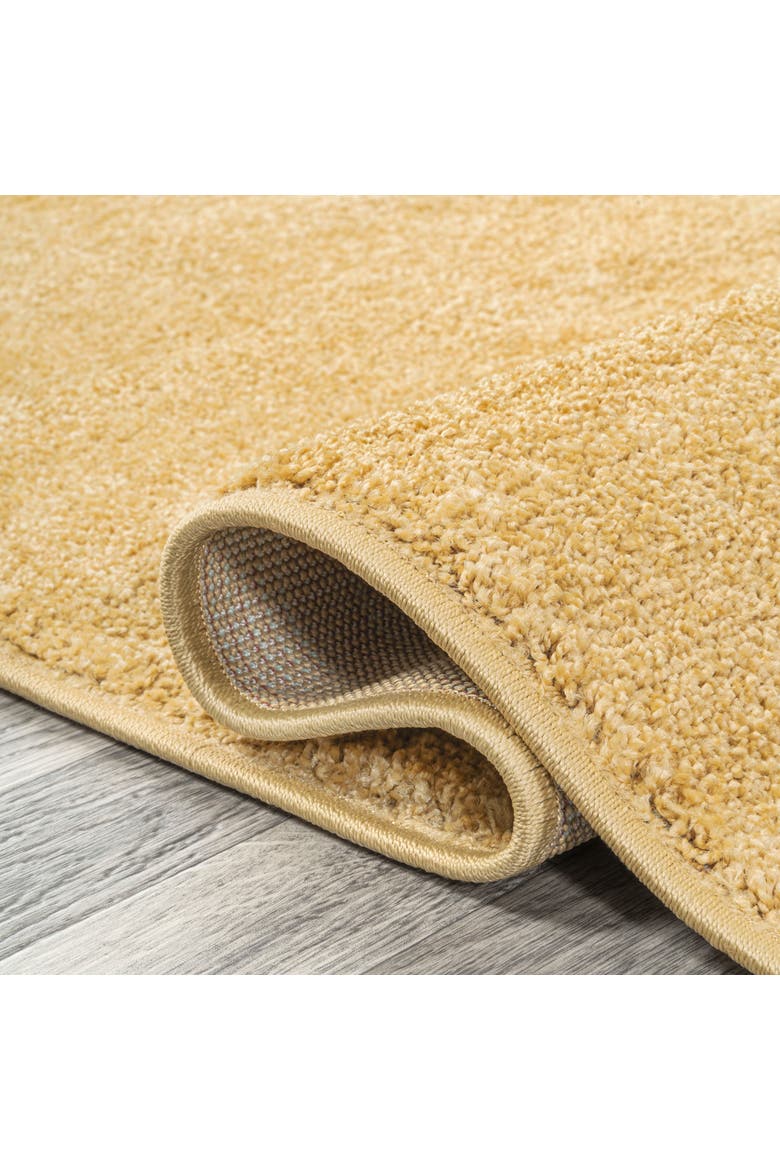 Haze Solid Low-Pile Round Area Rug, Alternate, color, Yellow/Amber