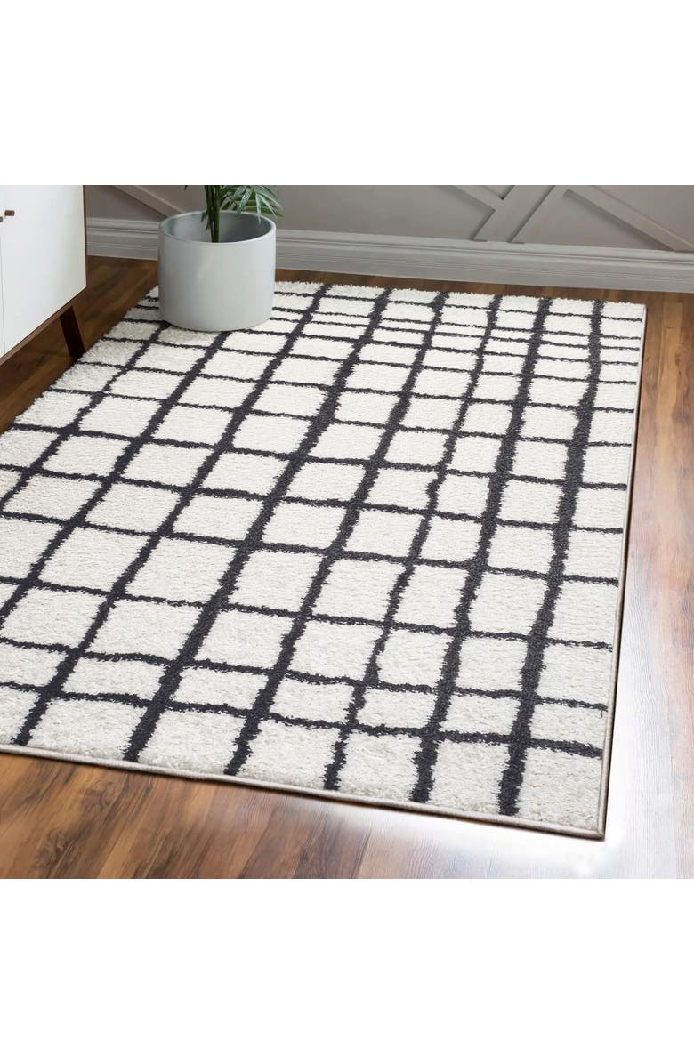 JONATHAN Y Arenal Geometric Grid Shag Area Rug, Alternate, color, White/Gray