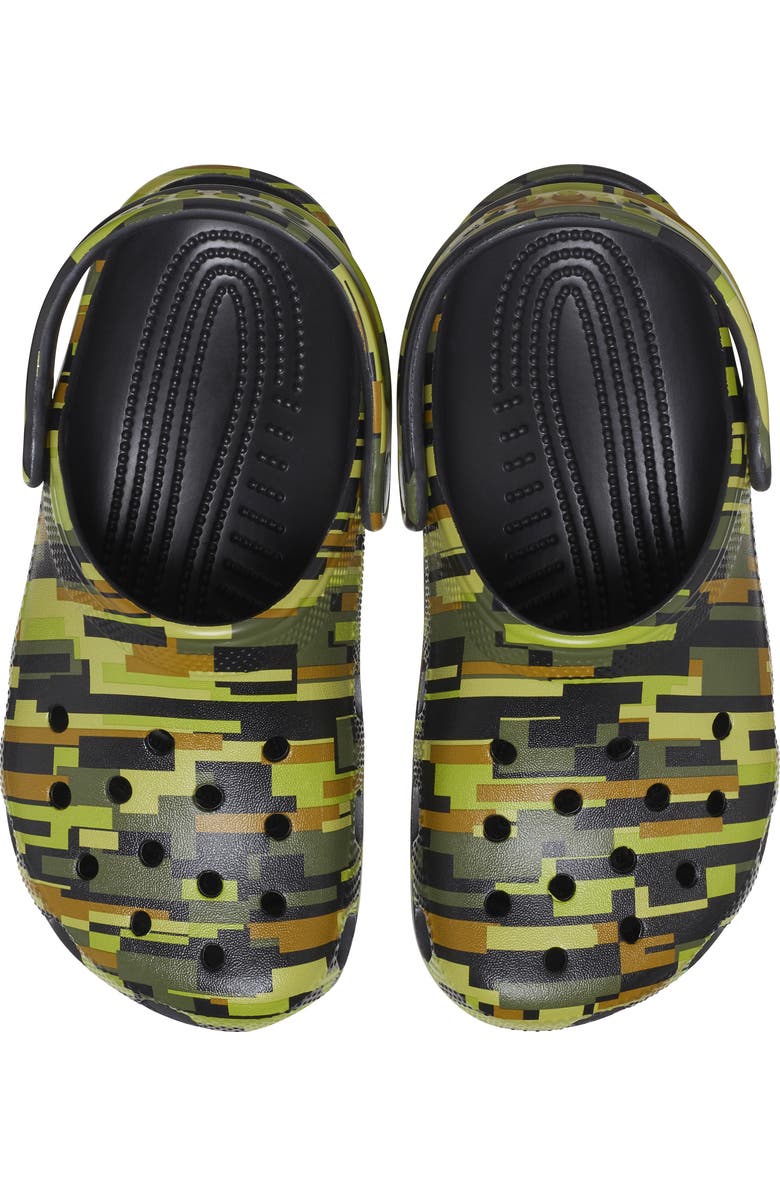 CROCS Kids' Classic Digi Camo Clog, Alternate, color, Black Multi