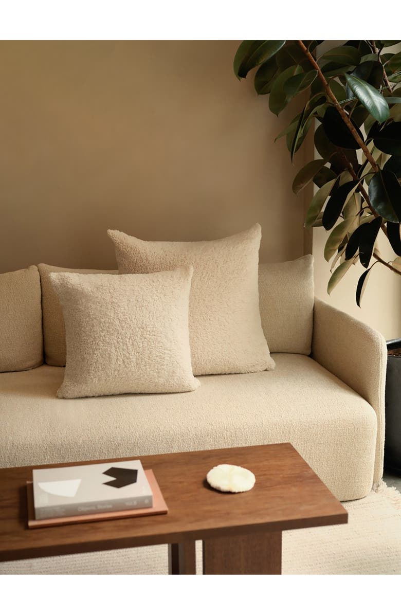 HOMMEY Essential Fleece Pillow Cover, Alternate, color,