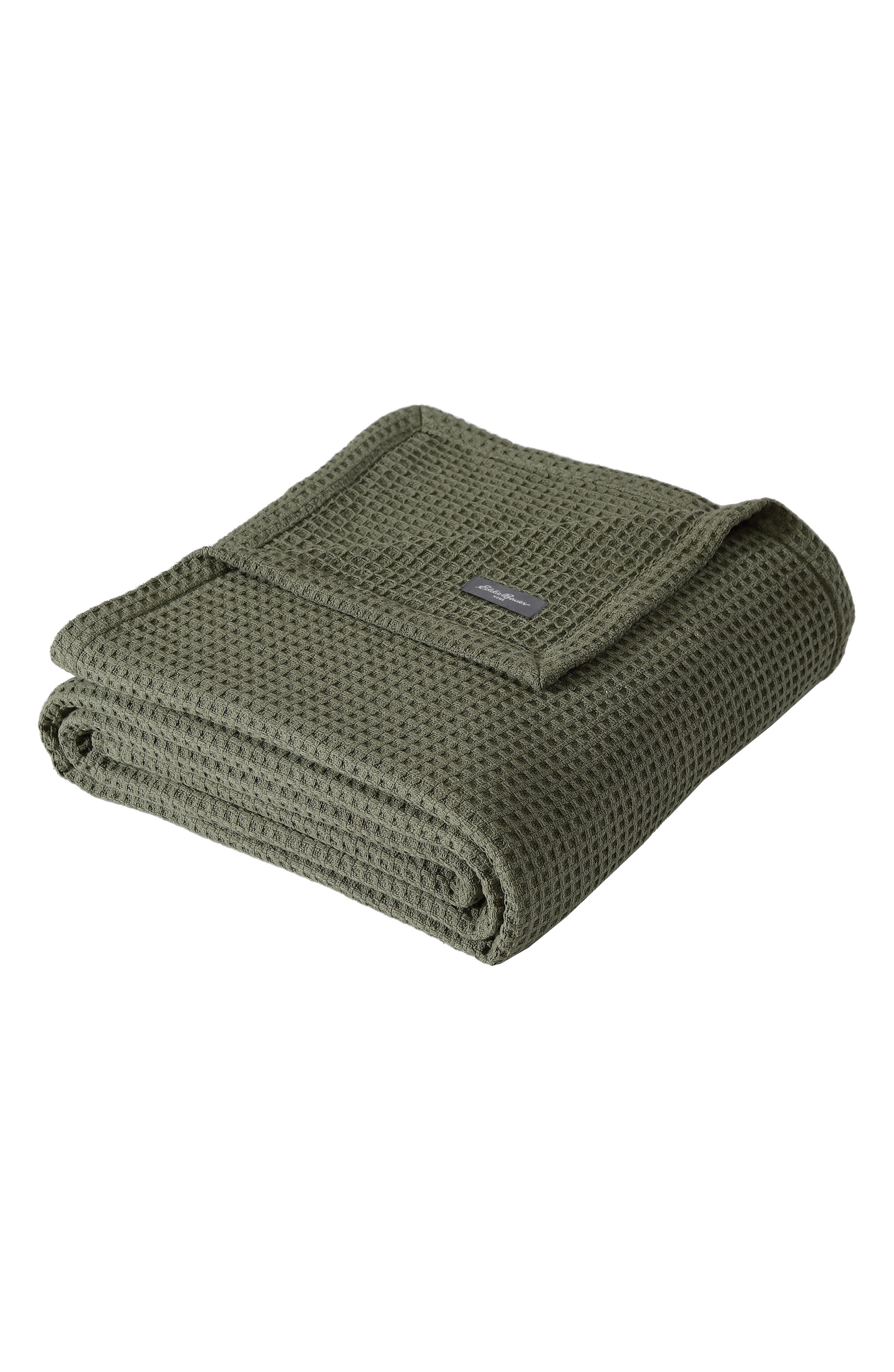 MEDIUM GREEN