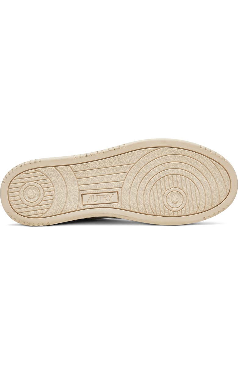 AUTRY Medalist Low Top Sneaker, Alternate, color, Canvas/ Bi Ivory
