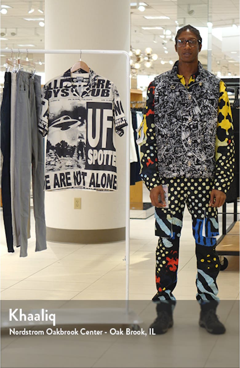 UFO Print Short Sleeve Button-Up Shirt, sales video thumbnail