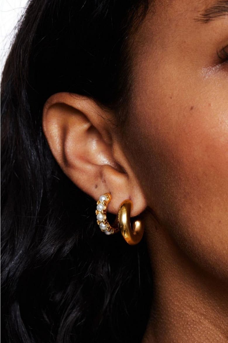 Mini Pearl Huggies Earrings, Alternate, color, Gold