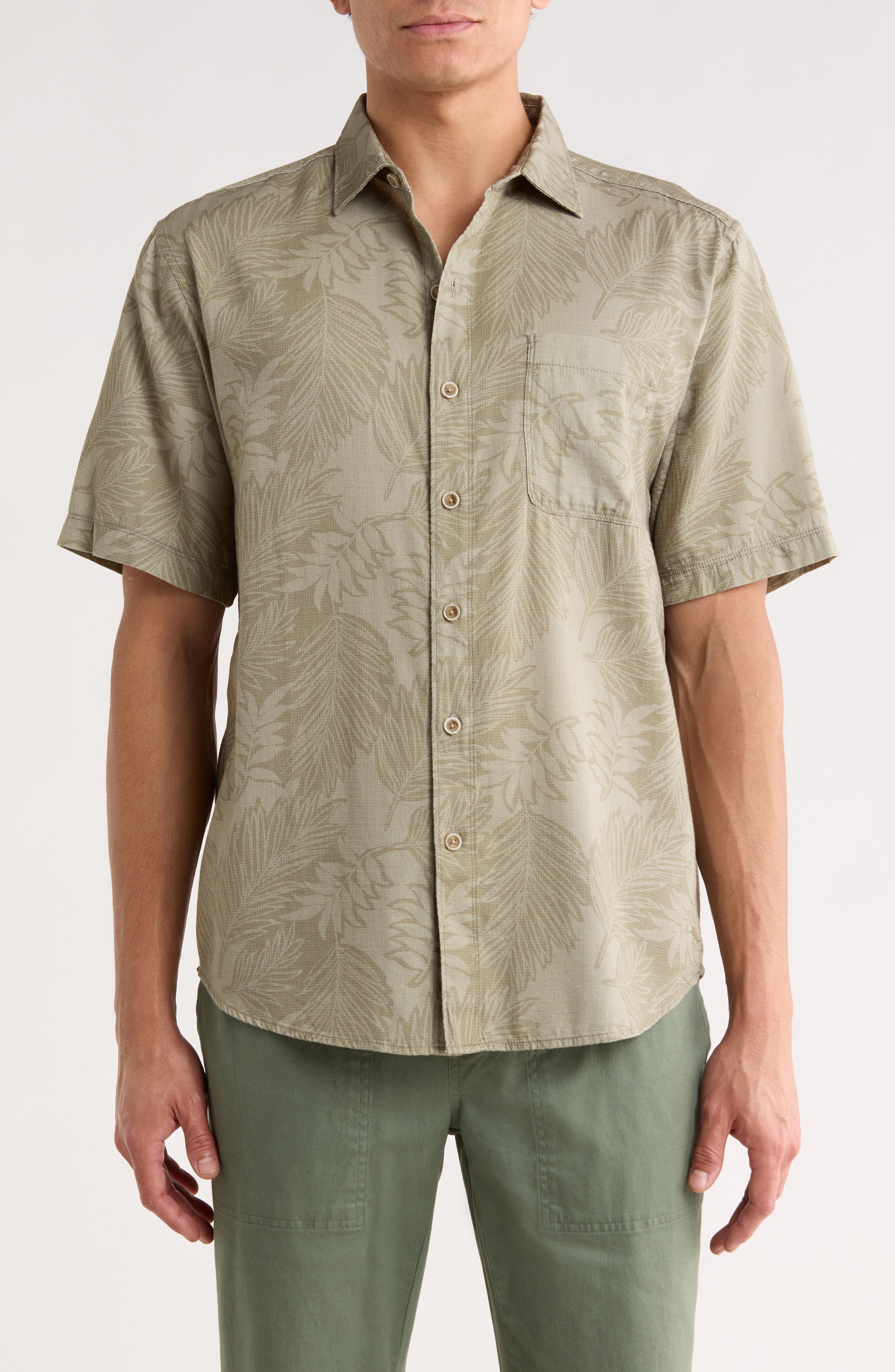 Tommy Bahama Luau Leaves Short Sleeve Button-Up Shirt