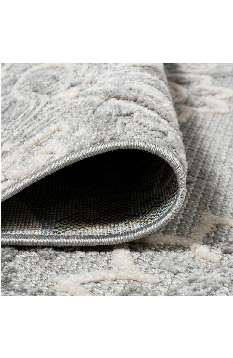 JONATHAN Y Gordes Paisley High-Low Light indoor/Outdoor Area Rug, Alternate, color, Light Gray/Ivory