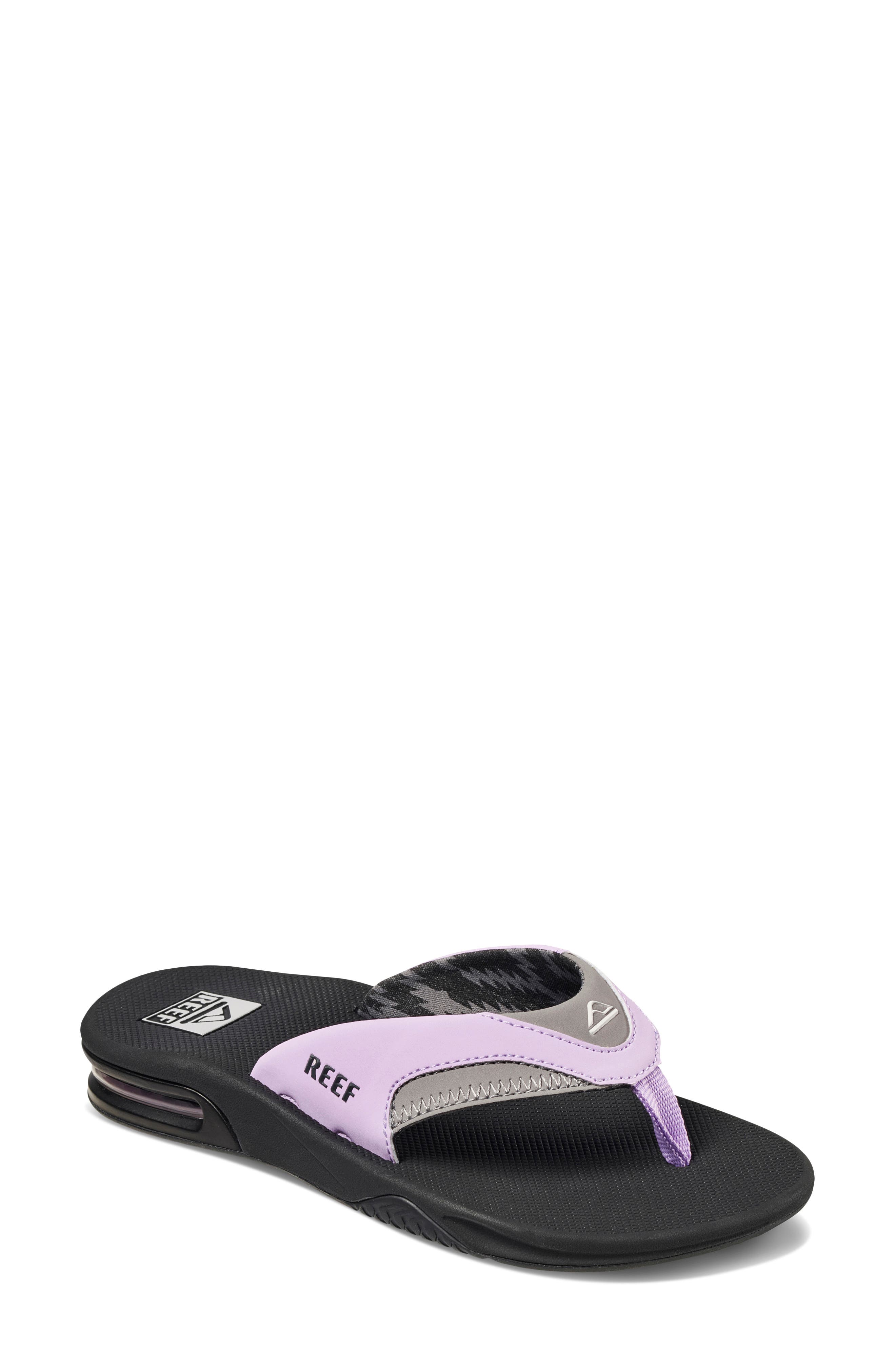 Reef Fanning Flip Flop in Grey/Purple 