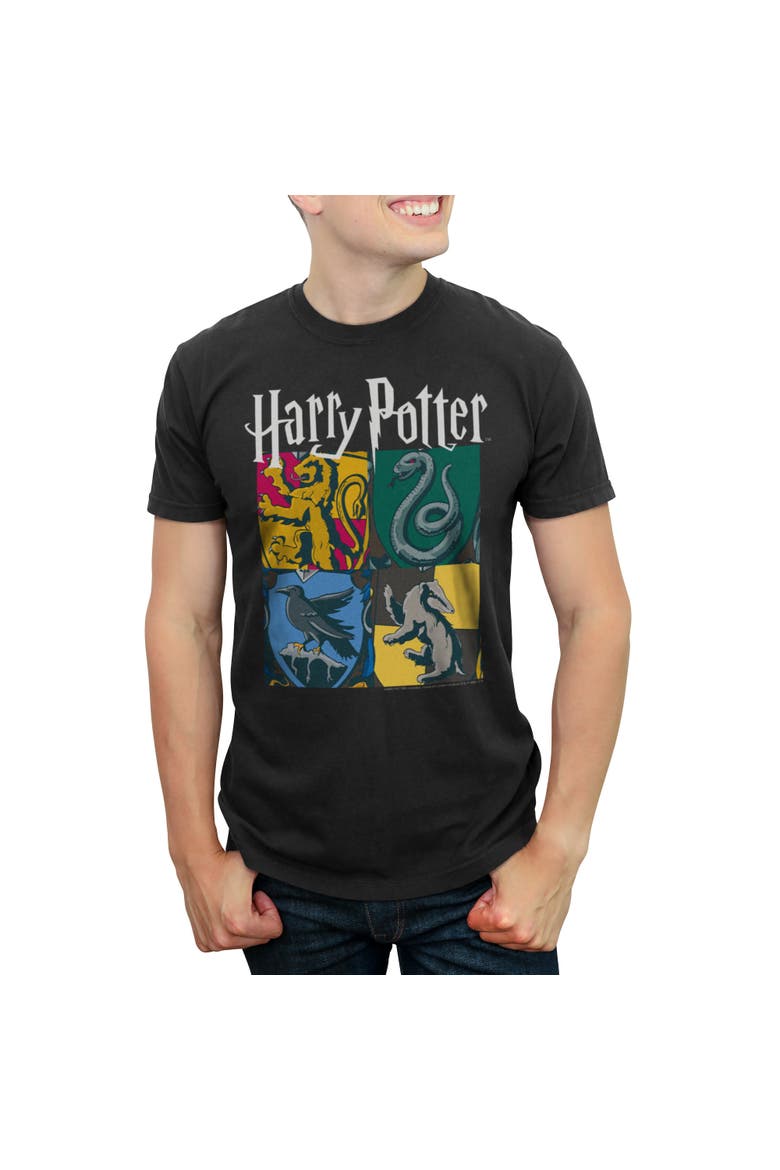 Men's Harry Potter Hogwarts Houses Vintage Collage  Graphic T-Shirt, Main, color, Black