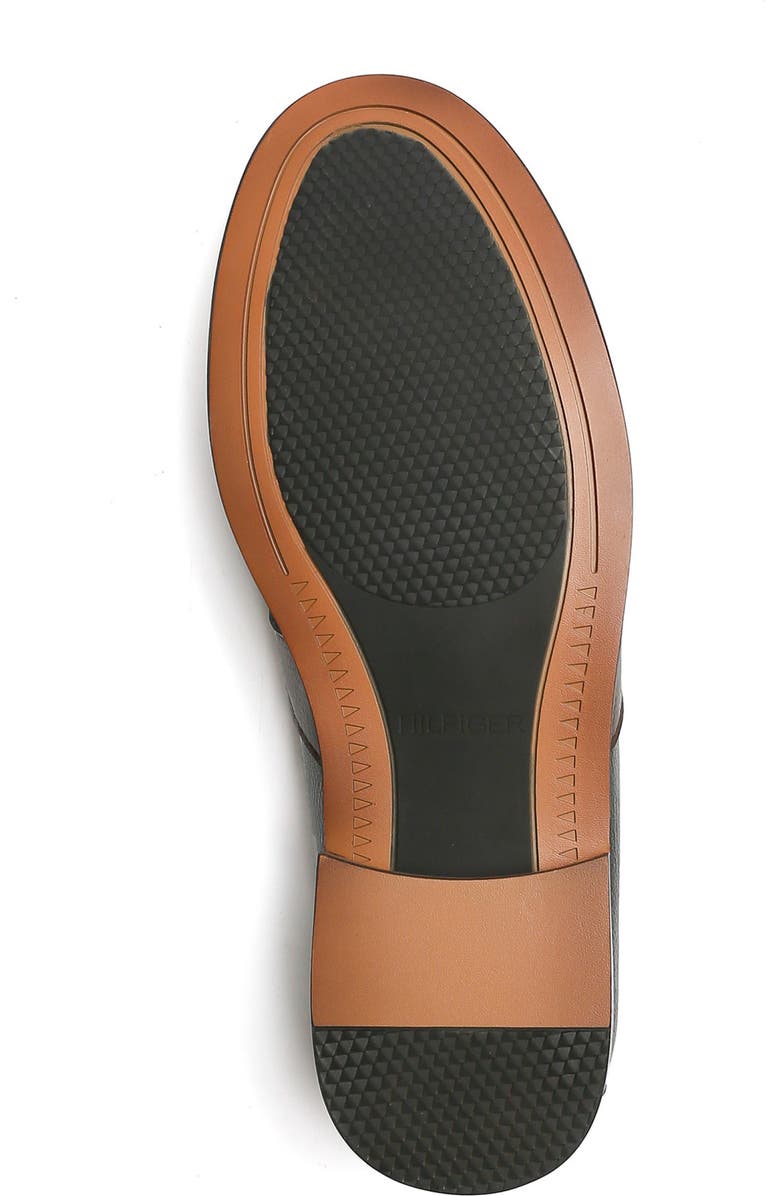 Tommy Hilfiger Sohan Kiltie Fringe Tassel Loafer, Alternate, color, Black/ Dark Brown