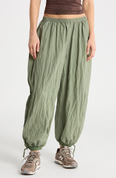 On It High Waist Crop Joggers