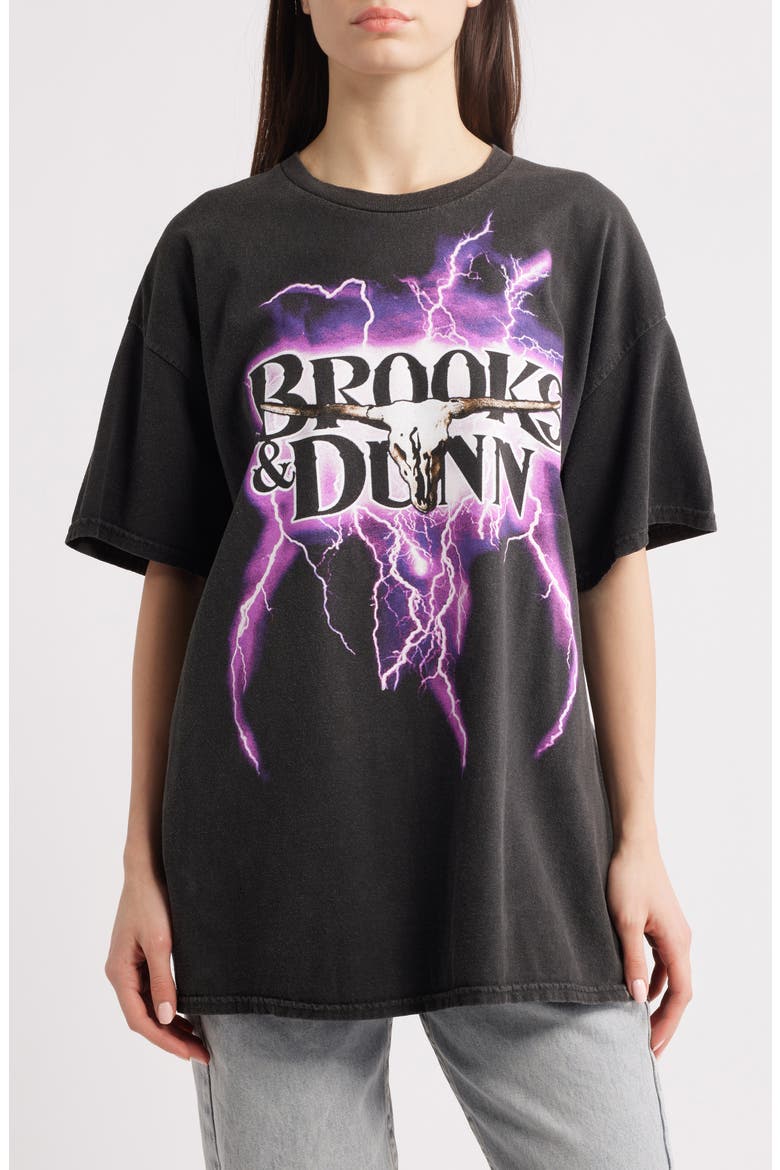 Brooks & Dunn Oversize Graphic T-Shirt, Main, color, VINTAGE BLACK