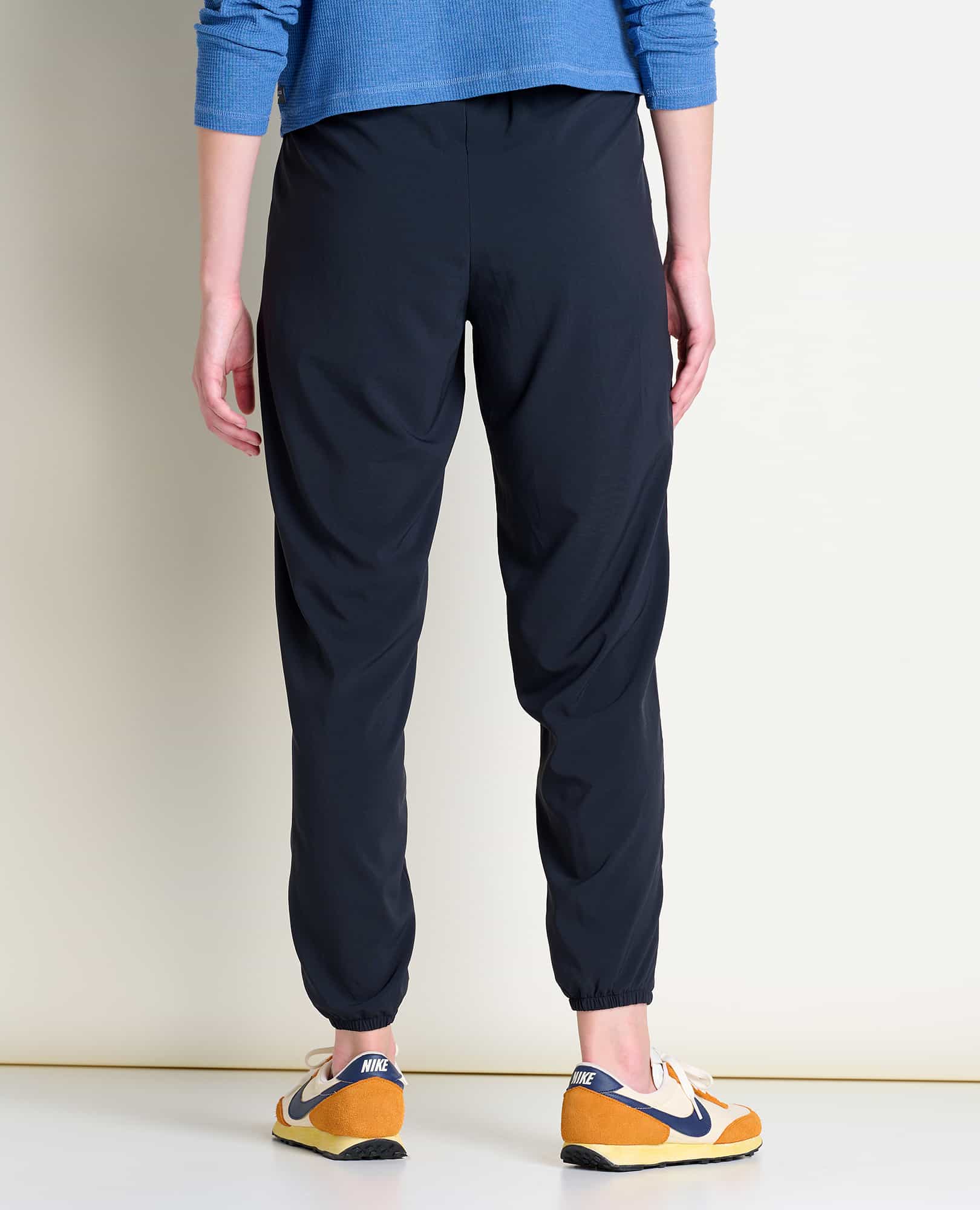 Toad And Co Toad & Co Sunkissed Jogger In Black