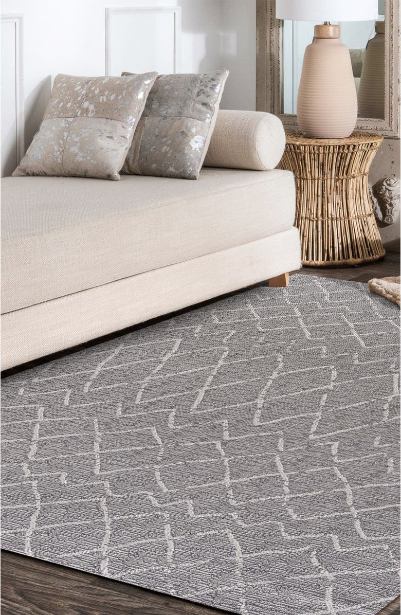 JONATHAN Y Madaba Moroccan Trellis Indoor/Outdoor Area Rug, Alternate, color, Gray/Cream