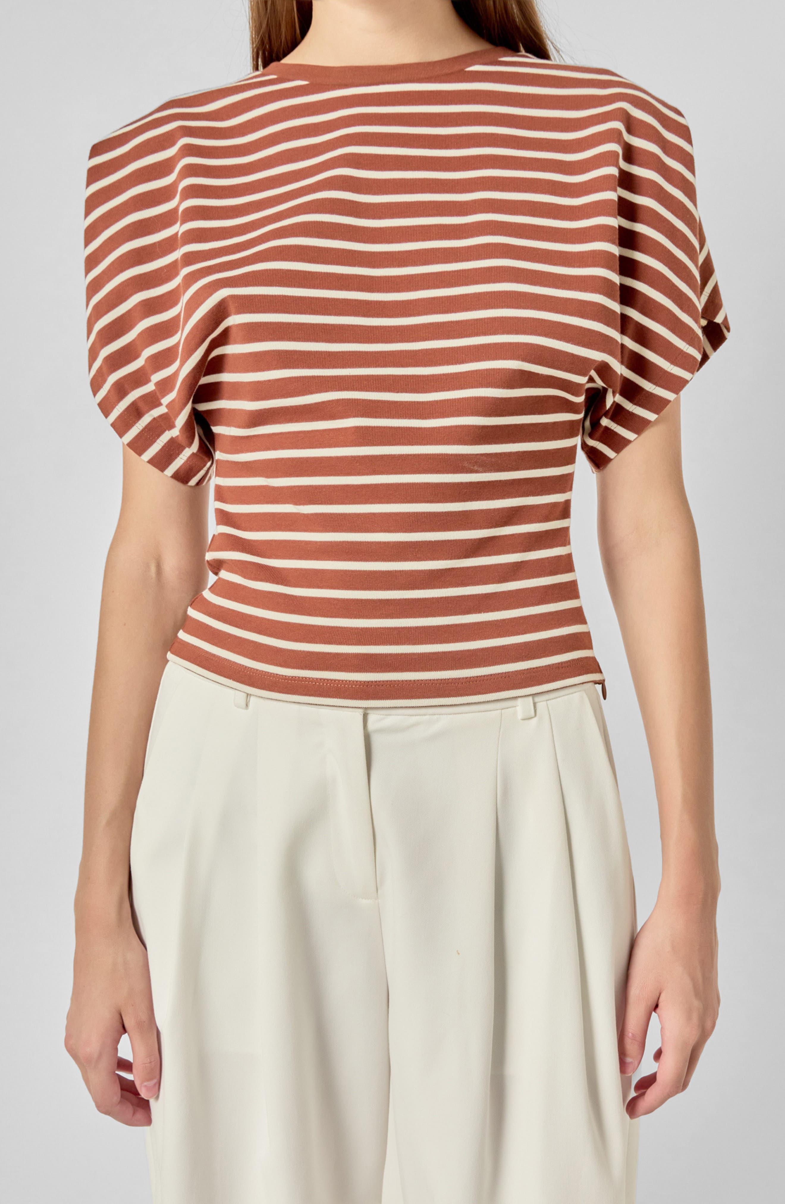 BROWN/ WHITE