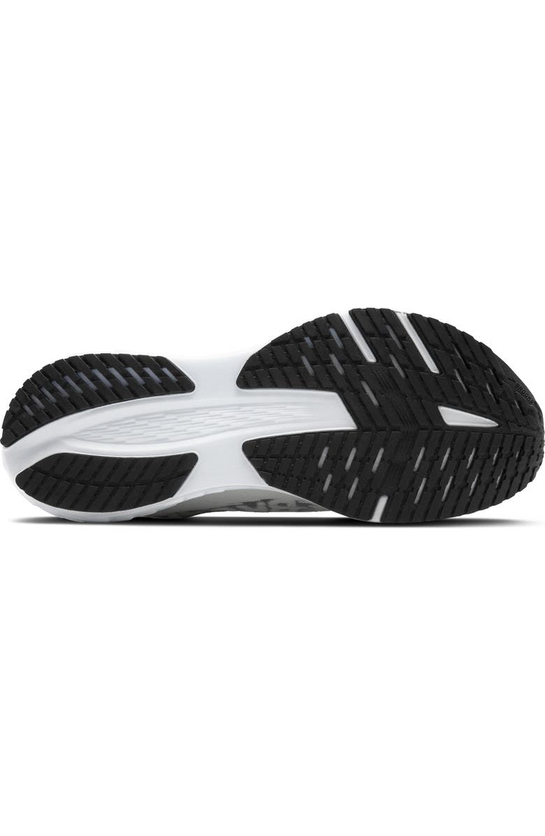 Brooks Launch 11 Running Shoe, Alternate, color, Black/ White