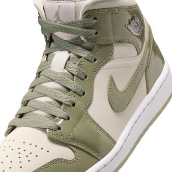 Air Jordan 1 Mid Basketball Sneaker