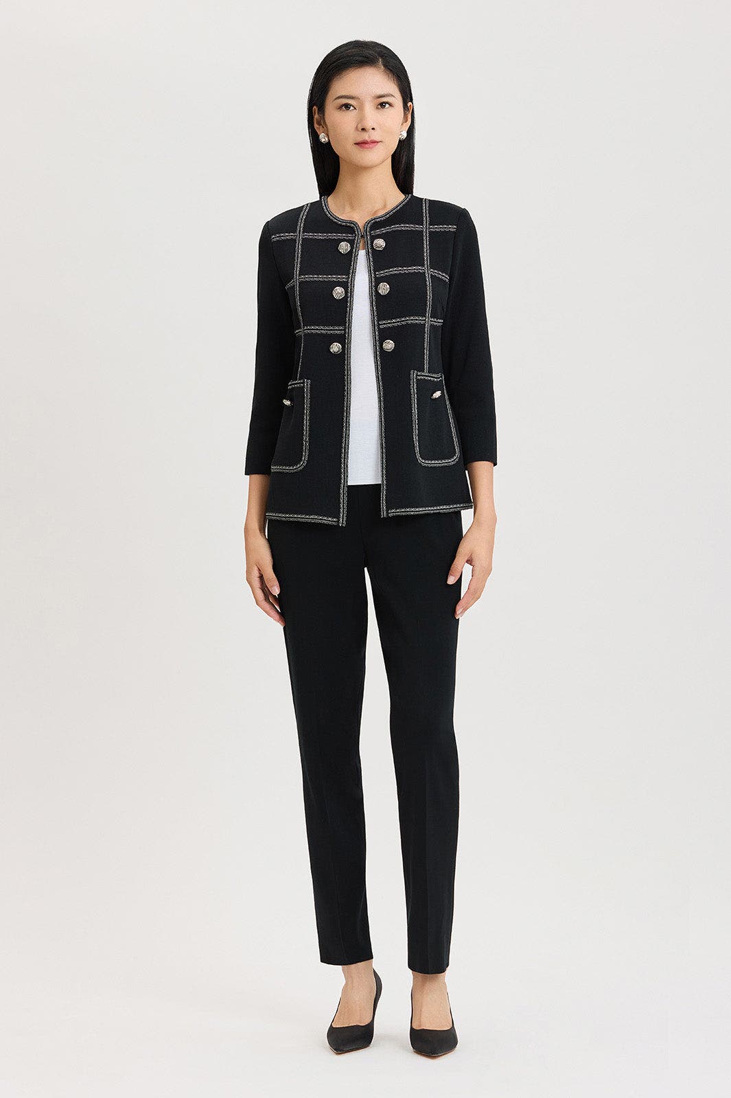 selected Black/Ivory