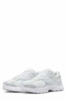 V5 RNR Sneaker