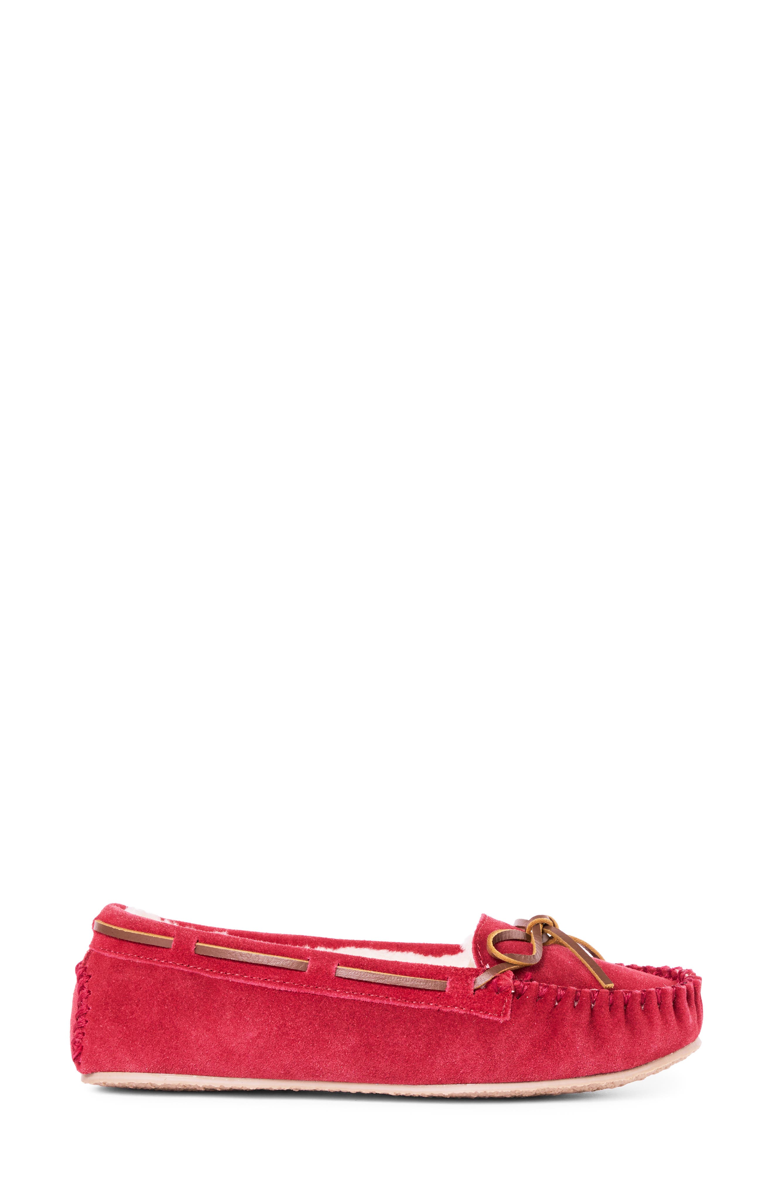 Minnetonka Cally Slipper, Alternate, color, Red
