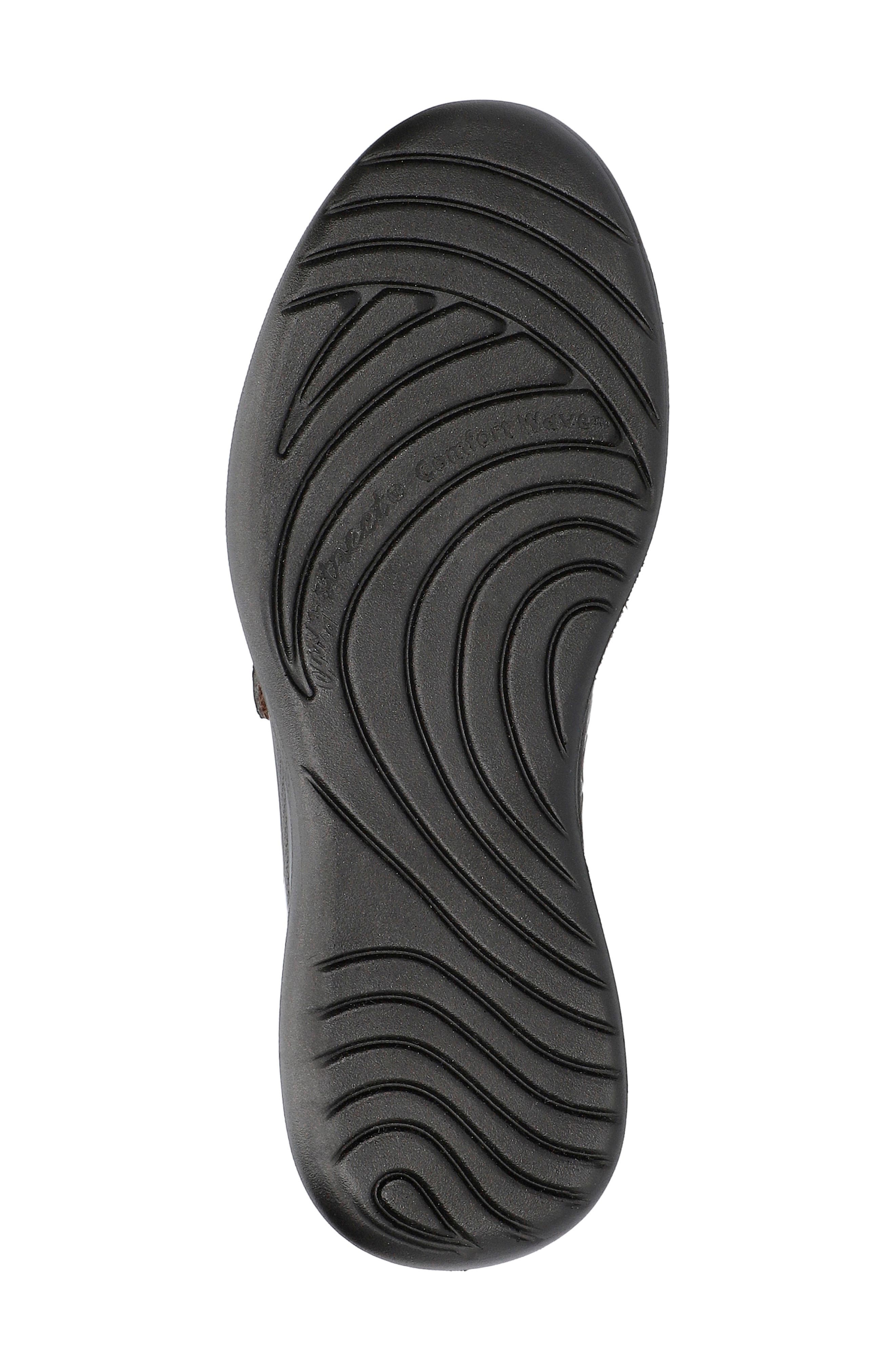 EASY STREET Tune Shoe, Alternate, color, Brown Patent Croco