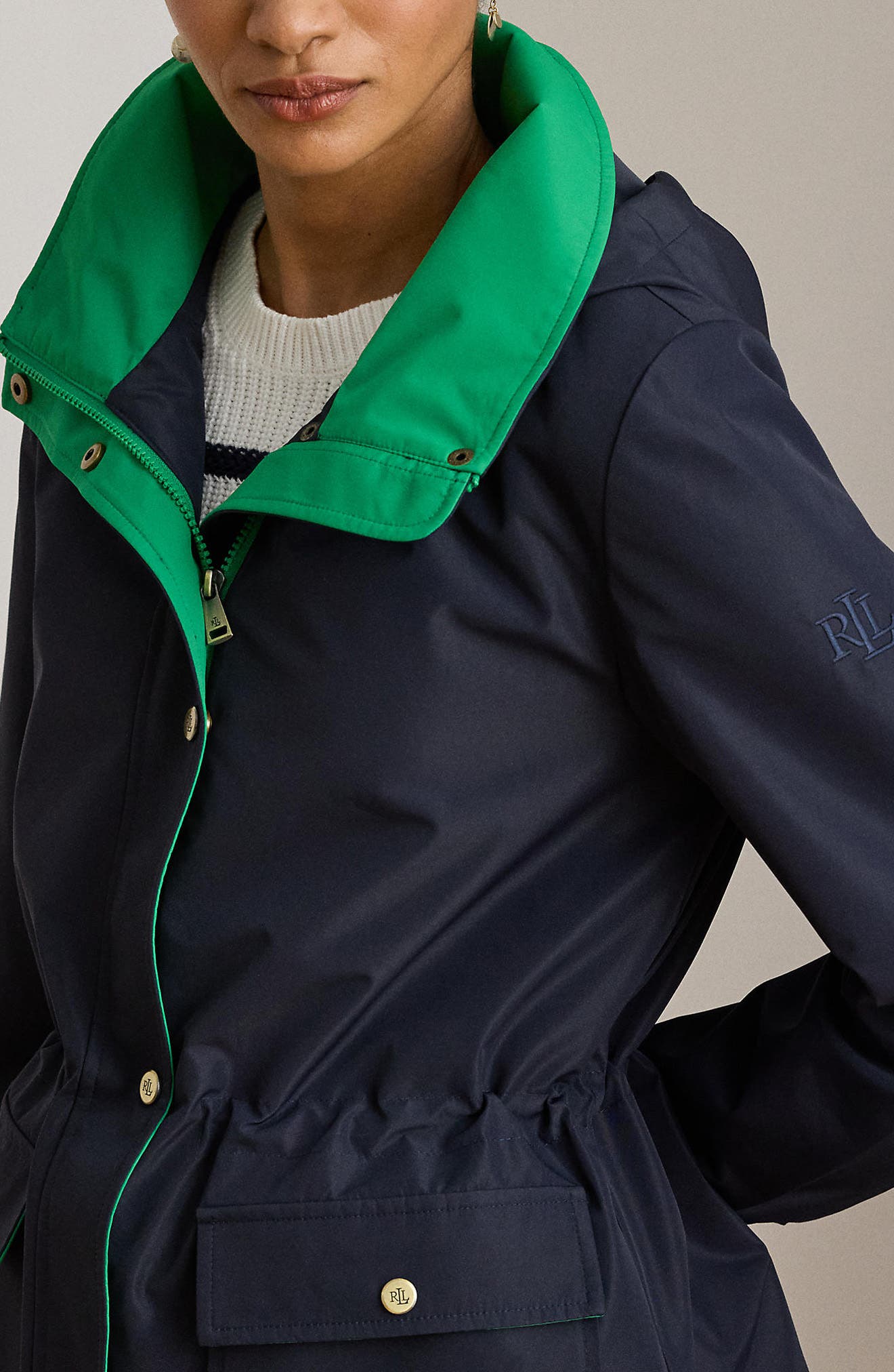 Женские куртки Lauren Ralph Lauren Hooded Contrast Trim Windbreaker — фото 5