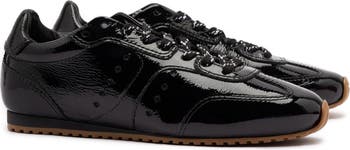 Stella Sneaker
