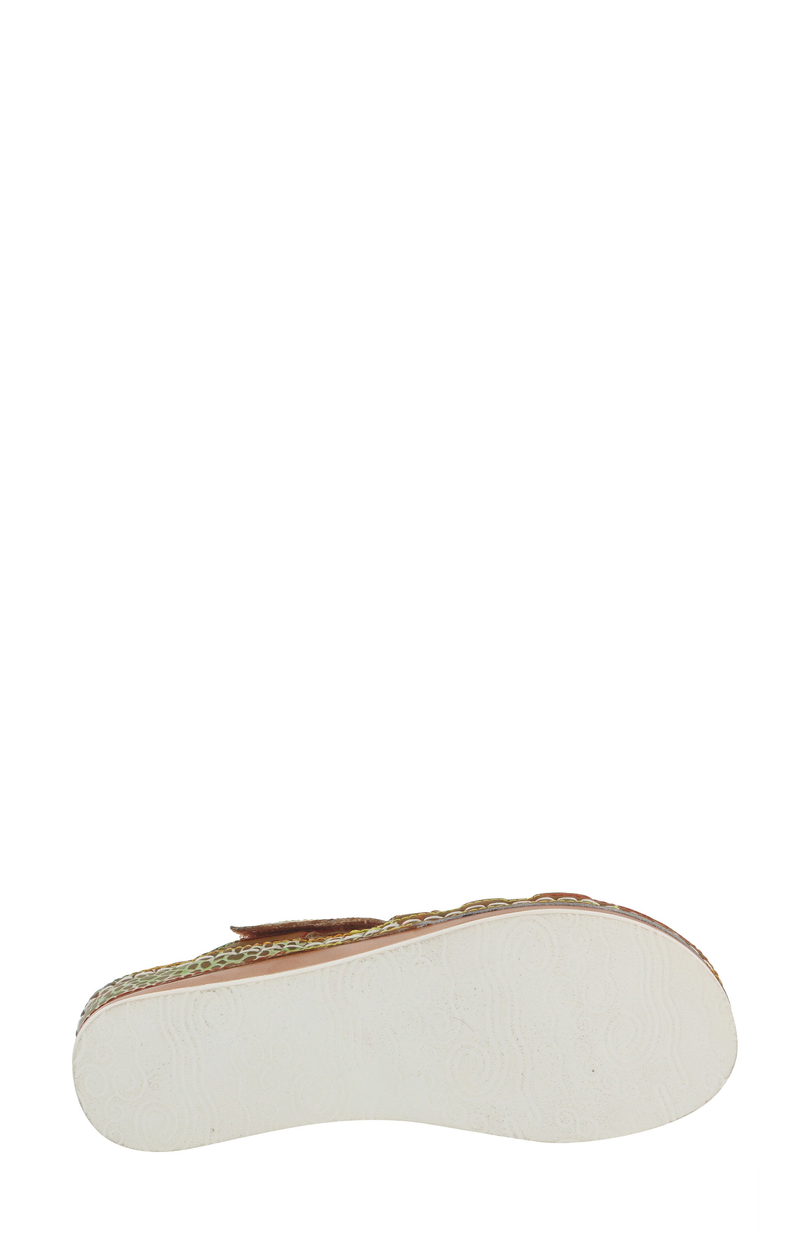 L'Artiste Caiman Sandal, Alternate, color, CAMEL LEATHER