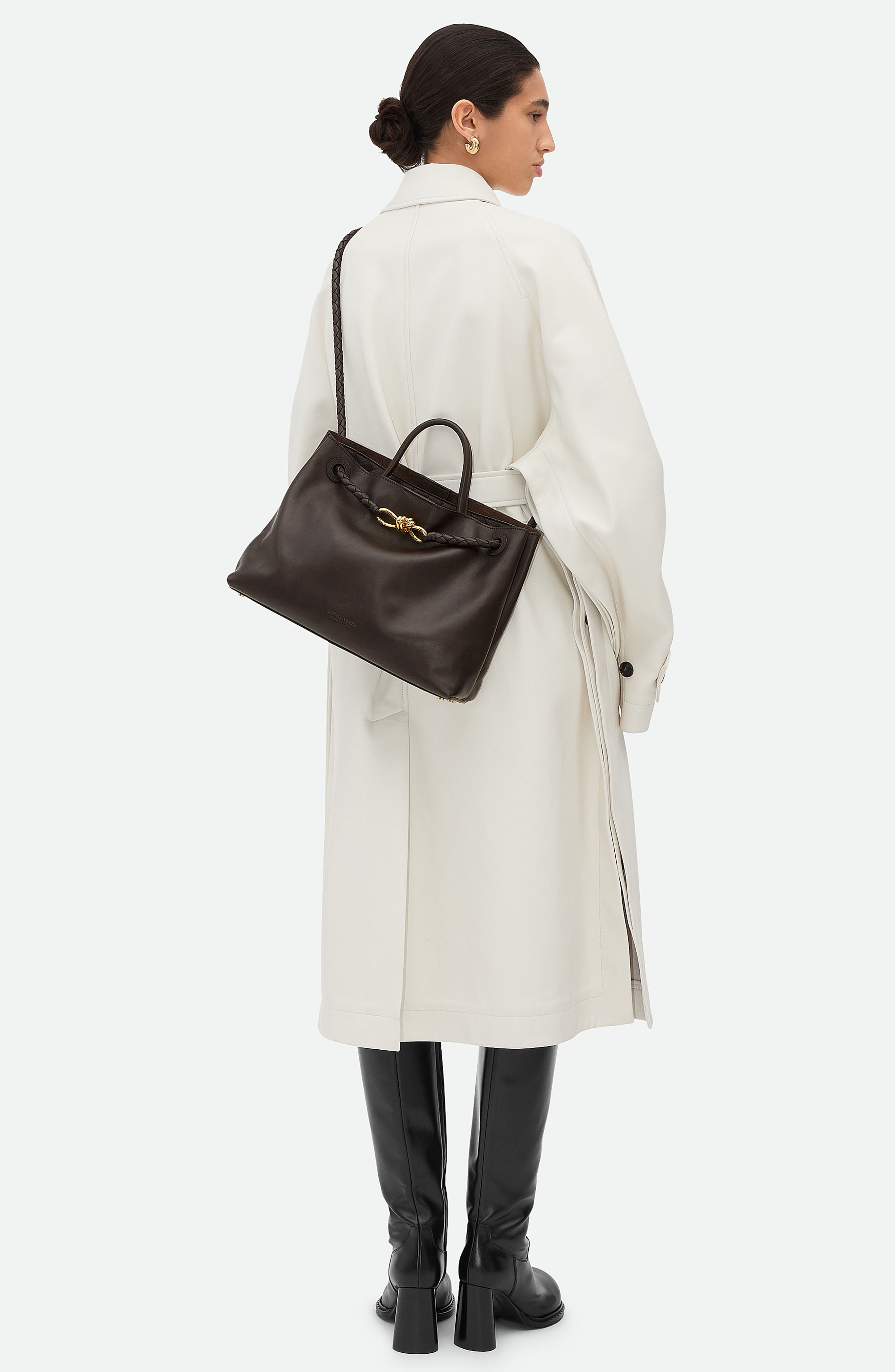 Bottega Veneta Medium Andiamo Leather Shoulder Bag, Alternate, color, 