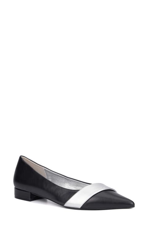 Harriet Pointed Toe Flat (Women)