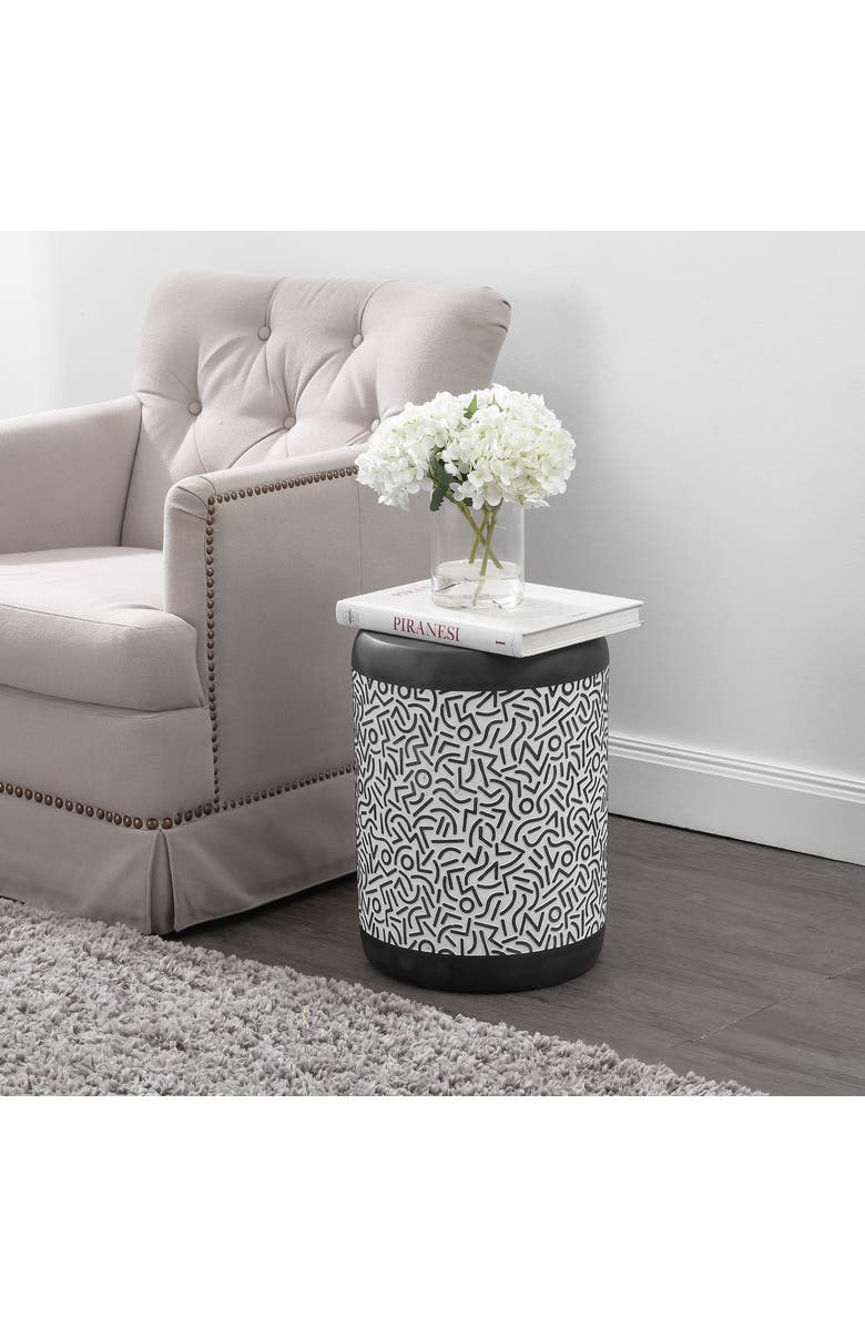JONATHAN Y Indi 17.75" Modern Bohemian Geometric Drum Garden Stool, Alternate, color, Black/White