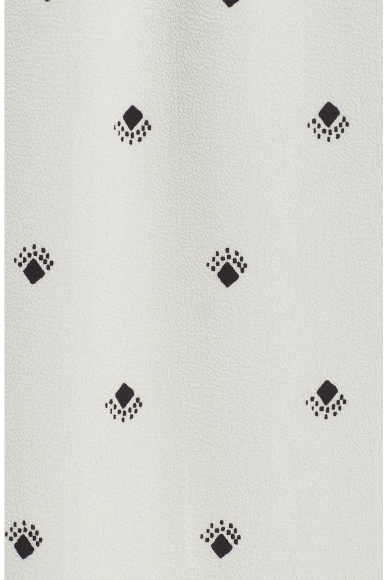 Print Duster, Alternate, color, IVORY SKETCH DIAMOND SPACED
