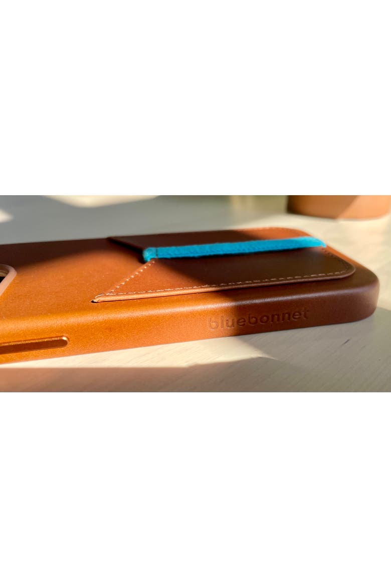Leather iPhone 17 Pro Max Wallet Case, Alternate, color, Saddle Tan