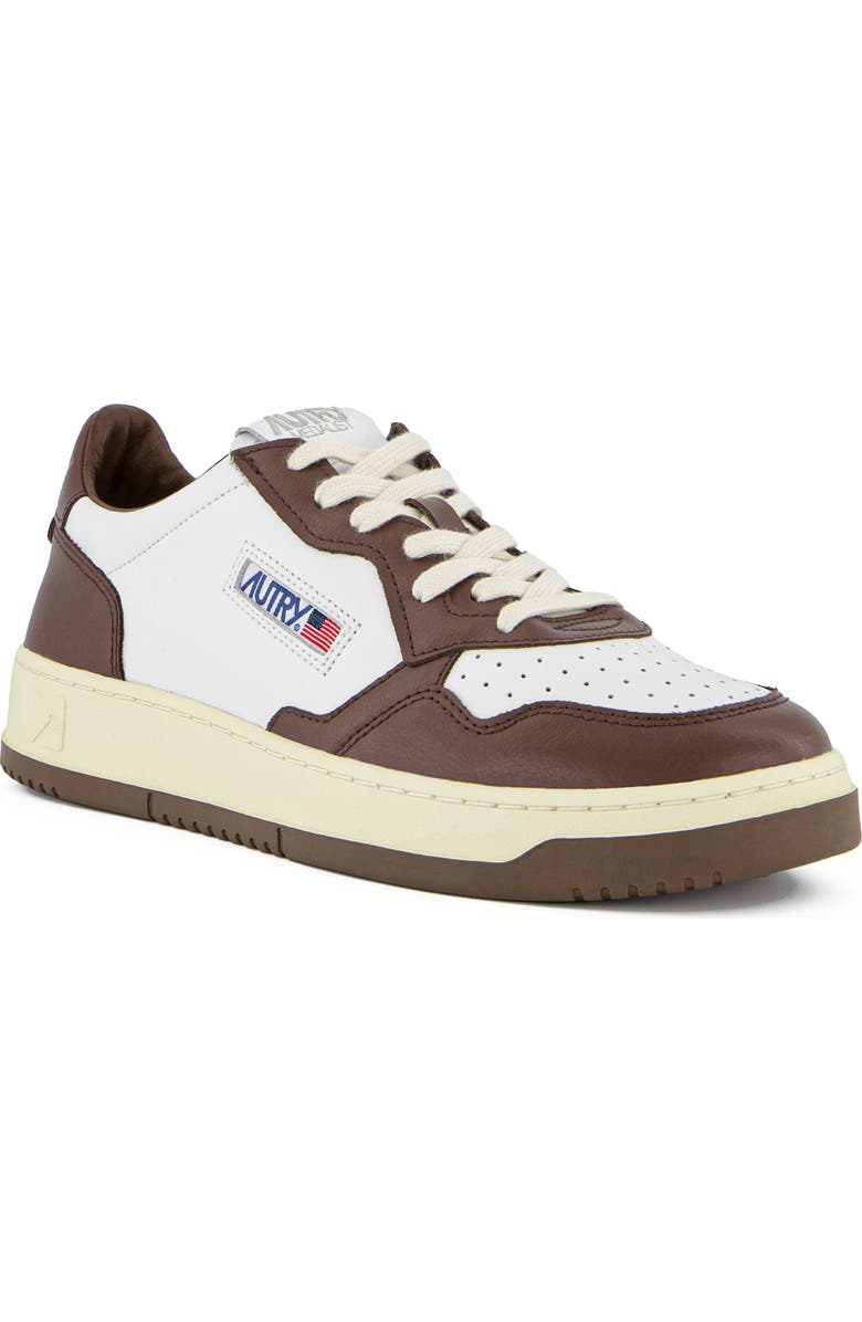 AUTRY Medalist Low Top Sneaker, Main, color, Leat/Leat Wht/Chestnut
