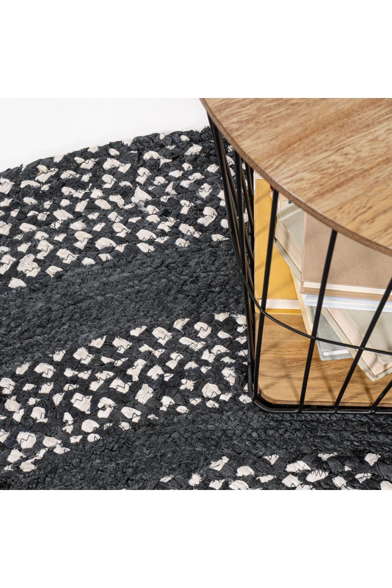 Abyss Braided Bohemian Coastal Round Jute Round Area Rug, Alternate, color, Black/White