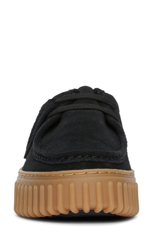 Clarksr Clarks(r) Torhill Bee Chukka Sneaker In Black Suede