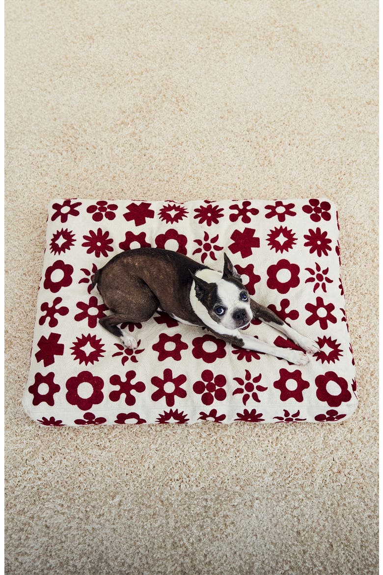 Embroidered Dog Bed, Alternate, color, WHITE MULTI