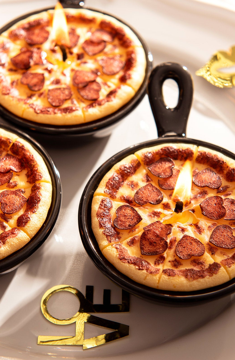 Southlake gifts Heart Pepperoni Mini Pizza Candle Trio, Alternate, color, Heart Pepperoni