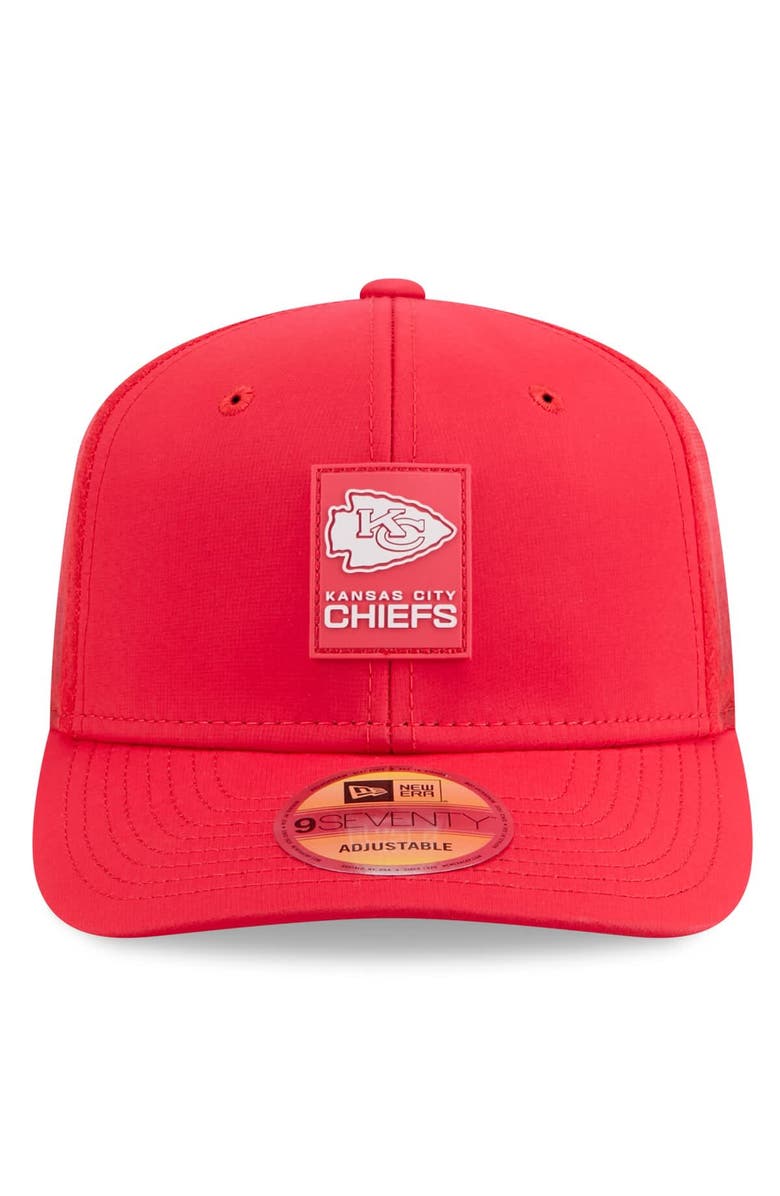New Era Men's New Era Red Kansas City Chiefs 2025 Sideline 9SEVENTY Trucker Adjustable Hat, Alternate, color, Red