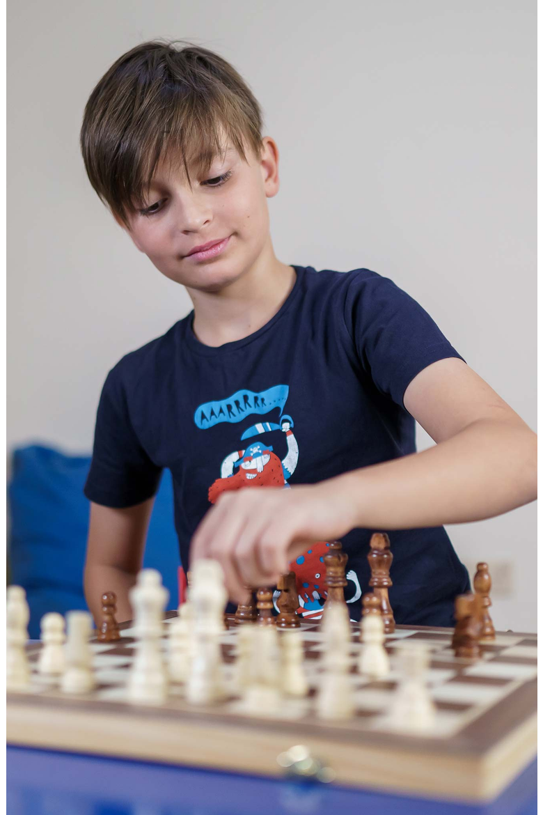French Cut Chess Set, Alternate, color, Brown
