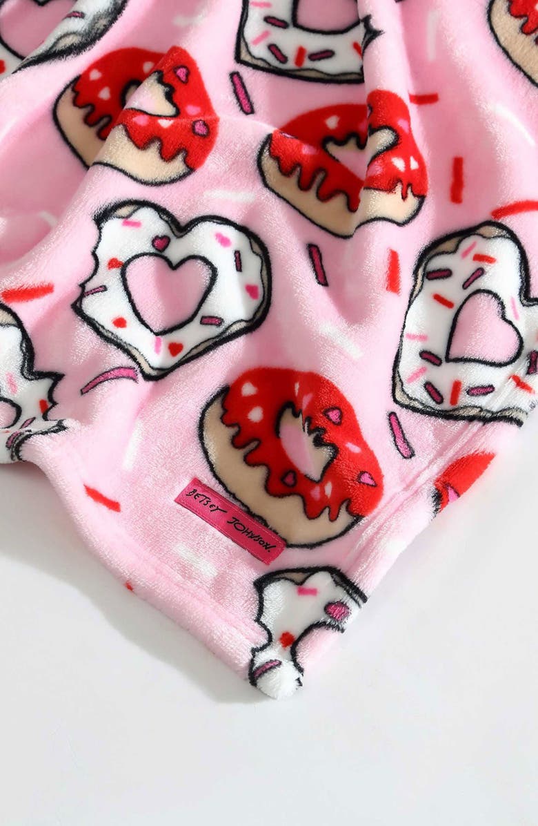 Betsey Johnson Donut Hearts Throw Blanket, Alternate, color, Pink