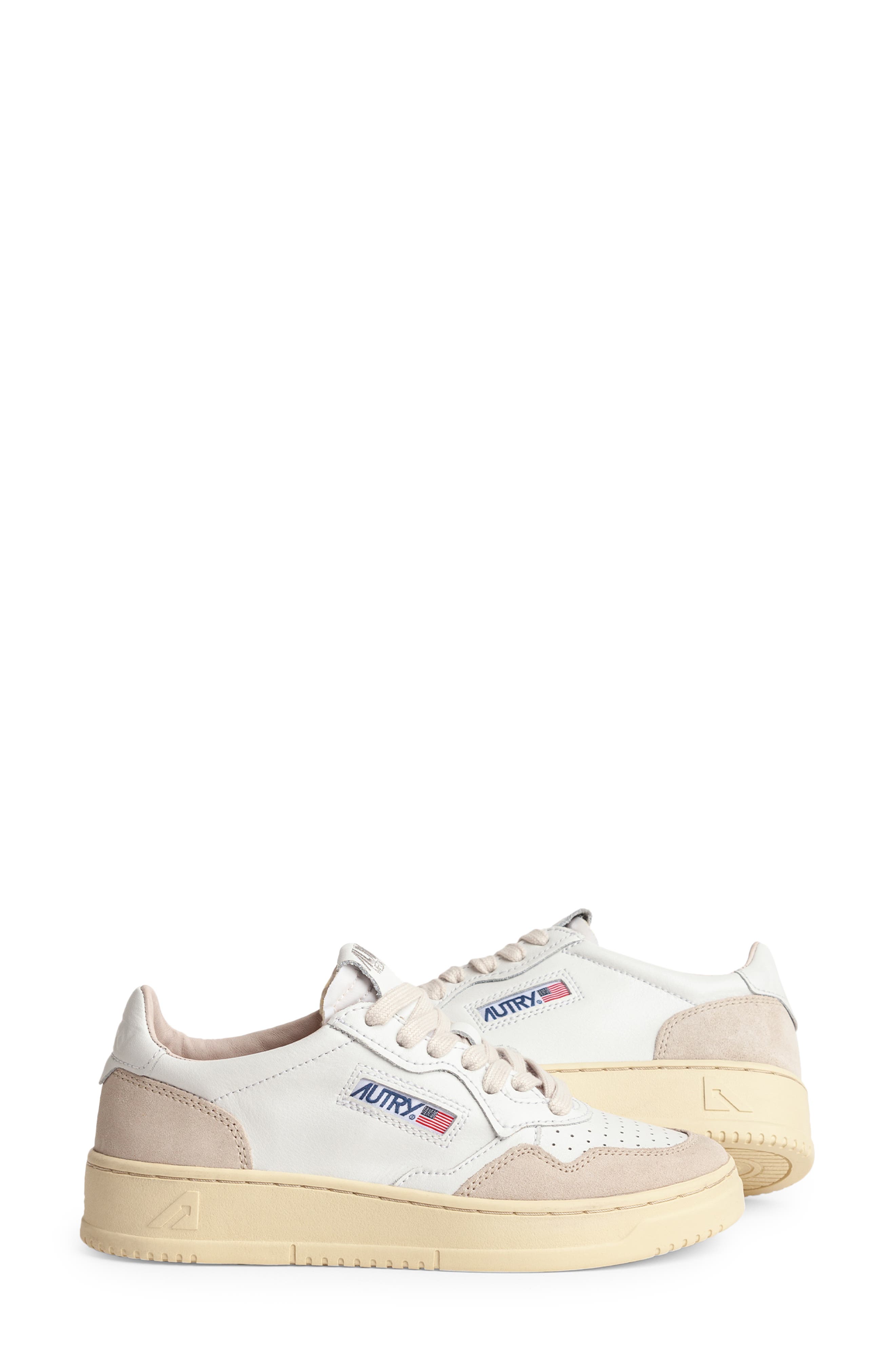AUTRY Medalist Low Sneaker, Alternate, color, Leat/Suede White
