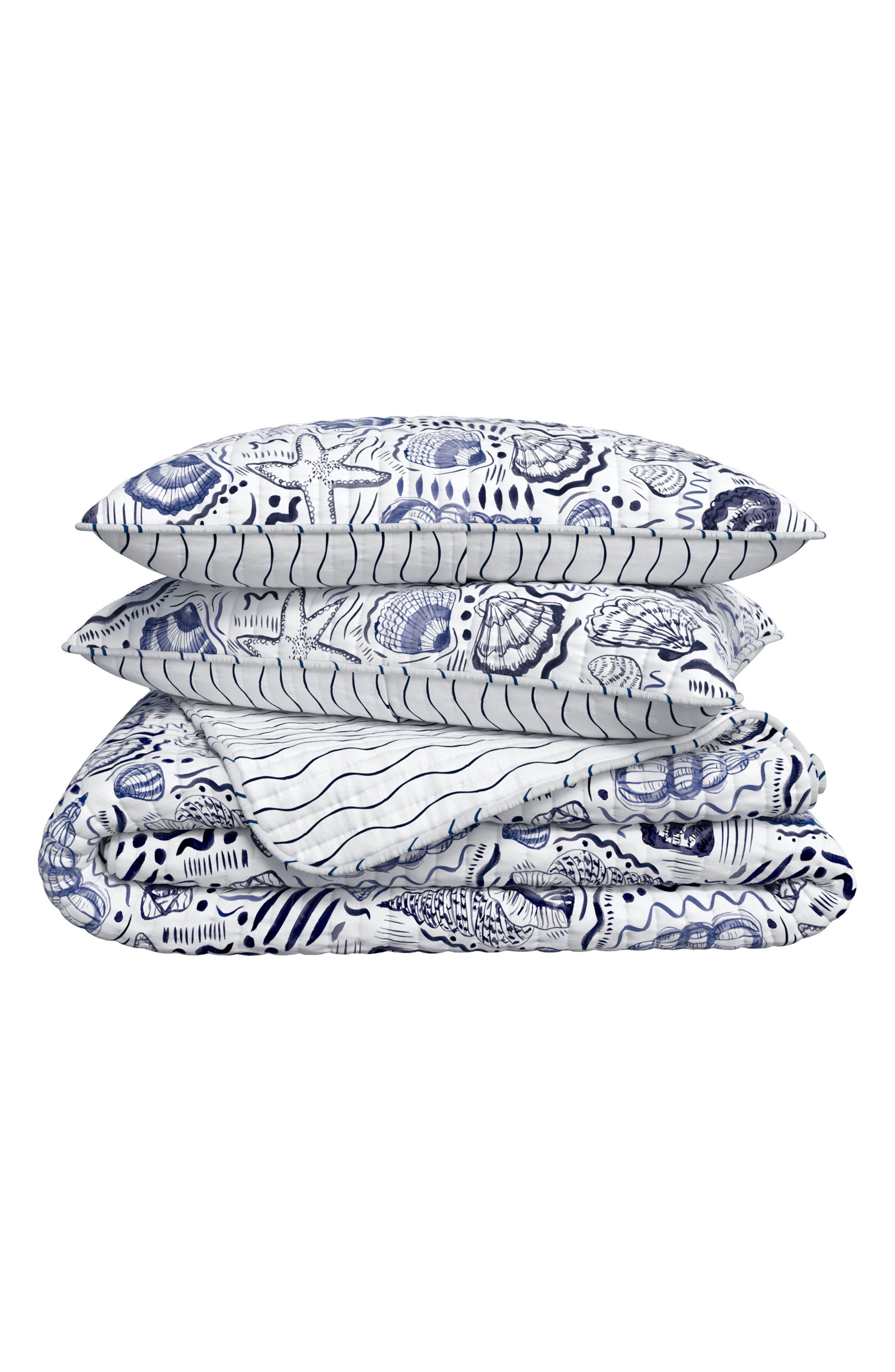 Coastal Seashell Print Quilt