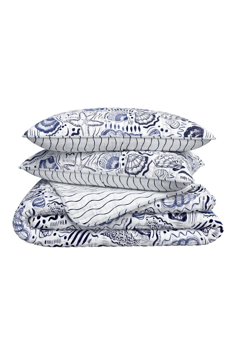 Coastal Seashell Print Quilt, Main, color, SCATTERED SHELLS