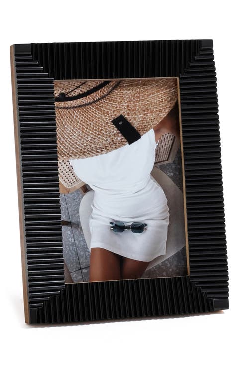 Nubia Ribbed 5.5 x 7.5 Photo Frame