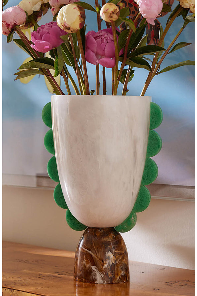 Como Scalloped Urn, Alternate, color, White / Green / Brown