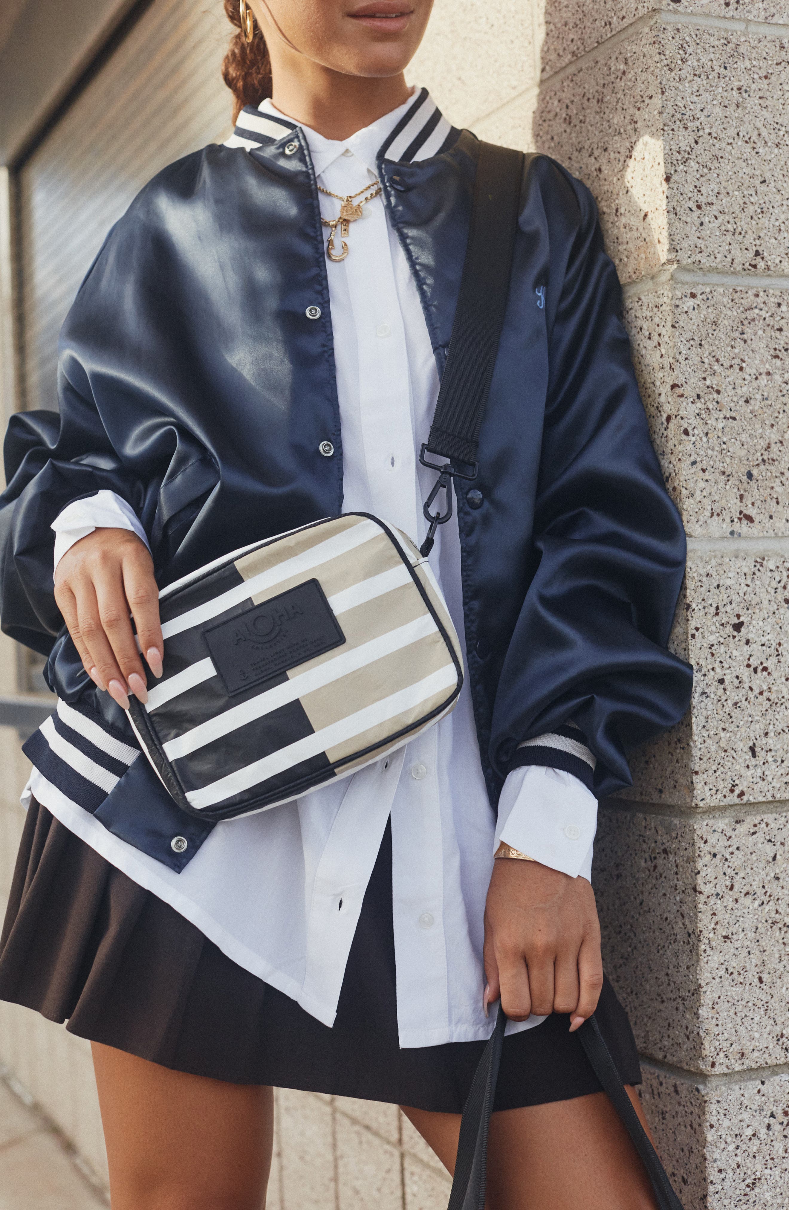 Aloha Collection Sporty Stripe Le Tour Water Resistant Tyvek<sup>®</sup> Crossbody Bag, Alternate, color, Black/ Latte