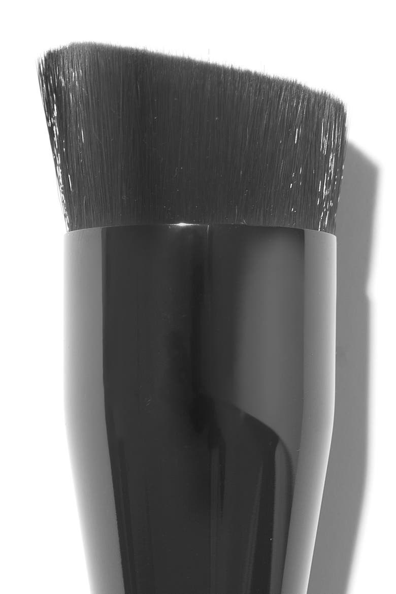 The Angled Foundation Brush, Alternate, color, NO COLOR
