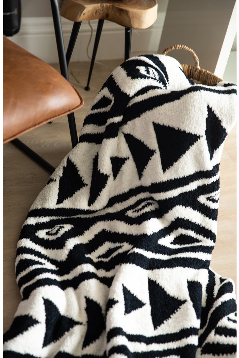 Tetouan Chenille Throw Blanket, Alternate, color, BLACK - OFF WHITE