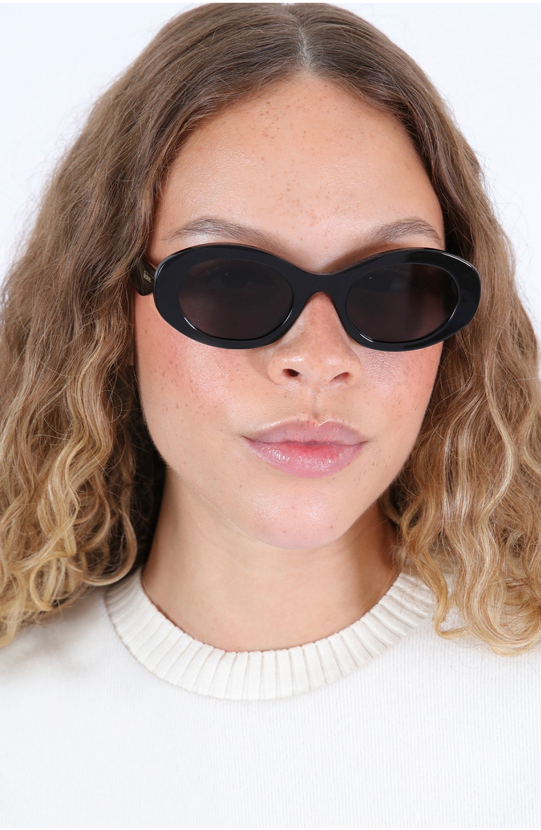 Illesteva Luna Sunglasses, Alternate, color, Black / Grey