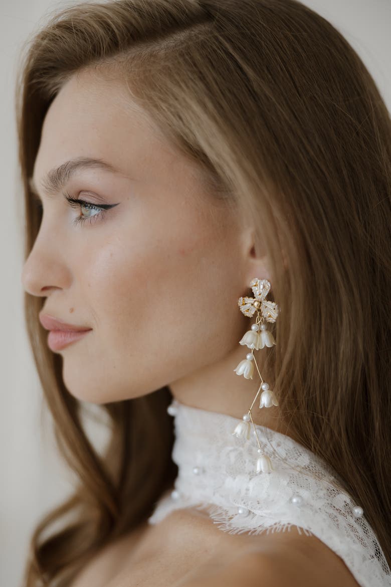 Soiree Crystal Drop Earrings, Alternate, color, Gold
